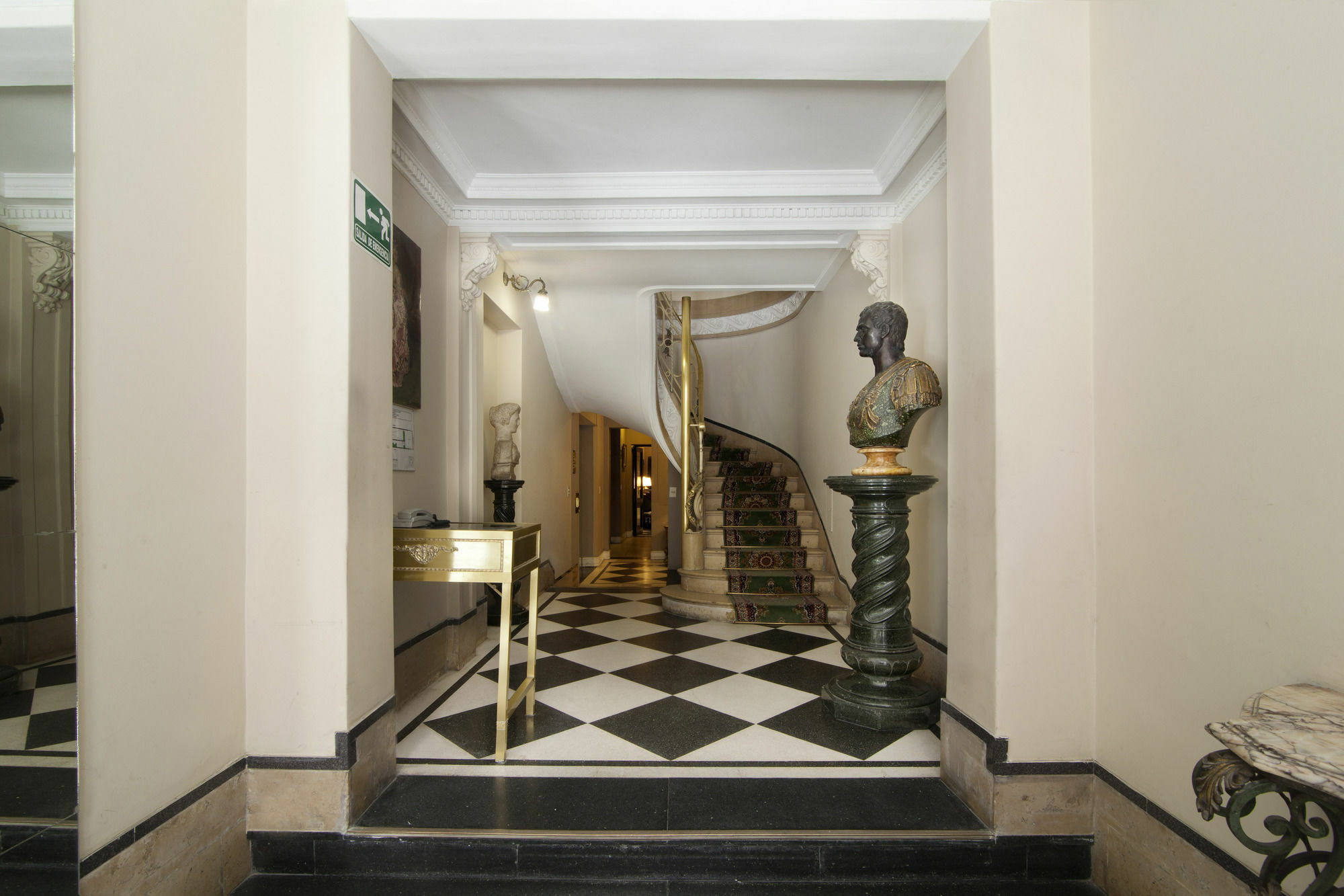 Leonardo Da Vinci Residence Buenos Aires Extérieur photo